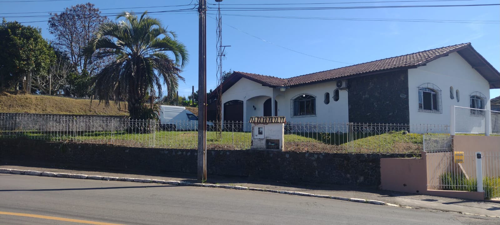 CASA EM PONTE ALTA